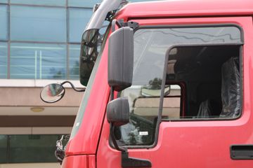 �й����� HOWO�ؿ� 380���� 8X4 8.2����ж��ͼƬ