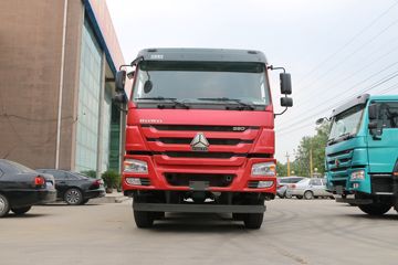 中国重汽 HOWO重卡 380马力 8X4 7.6米自卸车(ZZ3317N3867E1)