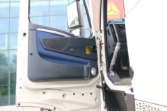 中国重汽 HOWO T7H重卡 540马力 6X4牵引车(ZZ4257W324HE1B)