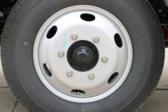 江淮 康铃29窄体 88马力 3.37米排半栏板轻卡(HFC1040P93K1B4V)