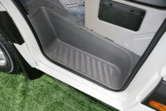 东风瑞泰特 EM30-RTT 5.4米纯电动厢式运输车65.5kWh