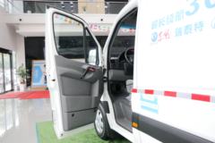 东风瑞泰特 EM30-RTT 5.4米纯电动厢式运输车65.5kWh