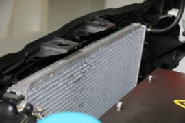 EM30&nbsp;电动封闭厢货底盘图片