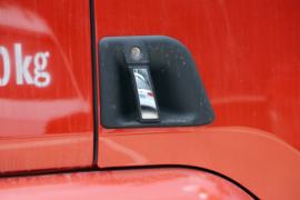 新乘龙M3&nbsp;载货车外观                                                图片