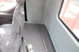 新乘龙M3&nbsp;载货车驾驶室                                               图片