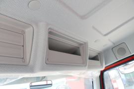 新乘龙M3&nbsp;载货车驾驶室                                               图片