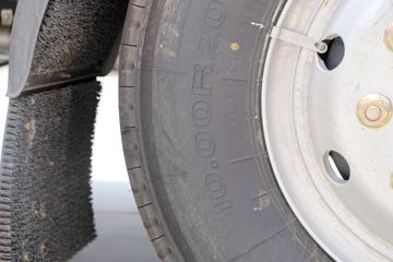 �������� �³���M3�п� 185���� ���Ͱ� 4X2 6.8���ػ���ͼƬ