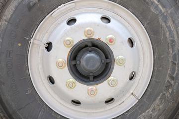 �������� �³���M3�п� 185���� ���Ͱ� 4X2 6.8���ػ���ͼƬ