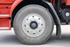 东风柳汽 新乘龙M3中卡 185马力 节油版 4X2 6.8米载货车(LZ1180M3AB)