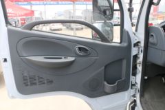 东风 多利卡D6 130马力 4.17米单排仓栅式轻卡(EQ5041CCY8BDBAC)