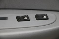 东风 多利卡D6 130马力 4.17米单排厢式轻卡(EQ5041XXY8BDBAC)