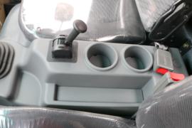 奥普力&nbsp;自卸车驾驶室                                               图片