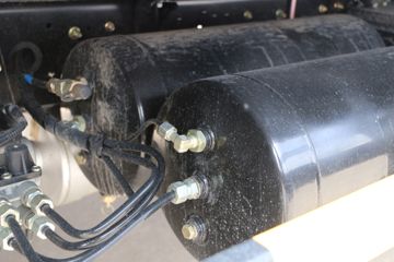 ���� ������D6-L 130���� 3.8���Ű���ʽ�ῨͼƬ