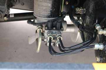 ���� ������D6-L 130���� 3.8���Ű���ʽ�ῨͼƬ