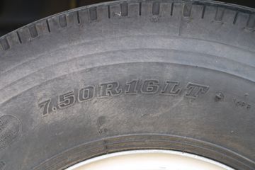���� ������D6-L 130���� 3.8���Ű���ʽ�ῨͼƬ