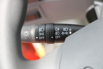 ���� ������D8 156���� 4X2 5.75���Ű������ػ���(EQ1140L8BDE)ͼƬ