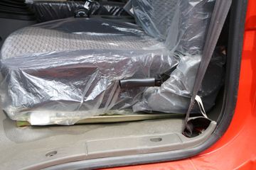 ���� ������D8 156���� 4X2 5.75���Ű������ػ���(EQ1140L8BDE)ͼƬ