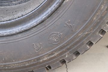 ���� ������D8 156���� 4X2 5.75���Ű������ػ���(EQ1140L8BDE)ͼƬ