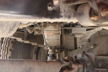 ���� ������D8 156���� 4X2 5.75���Ű������ػ���(EQ1140L8BDE)ͼƬ