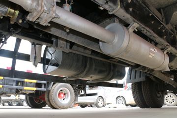 ���� ������D8 156���� 4X2 5.75���Ű������ػ���(EQ1140L8BDE)ͼƬ