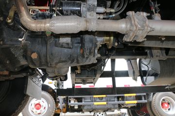 ���� ������D8 156���� 4X2 5.75���Ű������ػ���(EQ1140L8BDE)ͼƬ