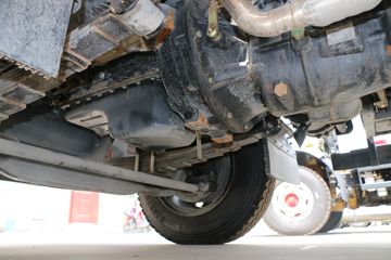 ���� ������D8 156���� 4X2 5.75���Ű������ػ���(EQ1140L8BDE)ͼƬ