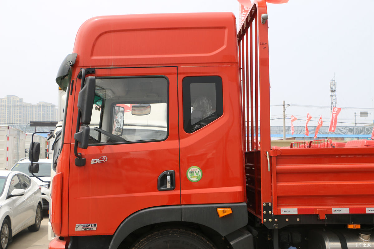  D9 180 4X2 6.8ػ(EQ1183LJ9BDG)                                                