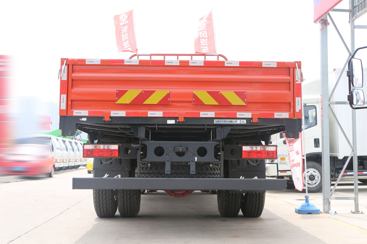  D9 180 4X2 6.8ػ(EQ1183LJ9BDG)                                                