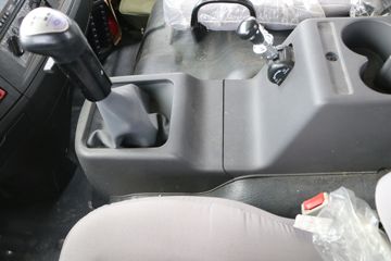 ���� ������D9 180���� 4X2 6.8�������ػ���ͼƬ