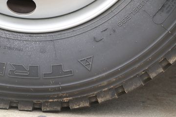 ���� ������D9 180���� 4X2 6.8�������ػ���ͼƬ