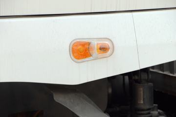 �������� ����M5�ؿ� 270���� 6X2 9.6����ʽ��ݳ�(LZ5250XXYM5CB)ͼƬ