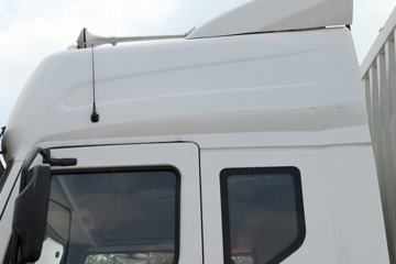 �������� ����M5�ؿ� 270���� 6X2 9.6����ʽ��ݳ�(LZ5250XXYM5CB)ͼƬ