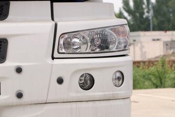 �������� ����M5�ؿ� 270���� 6X2 9.6����ʽ��ݳ�(LZ5250XXYM5CB)ͼƬ