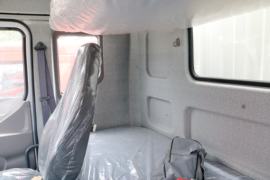 乘龙M5&nbsp;载货车驾驶室                                               图片