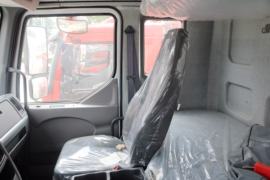 乘龙M5&nbsp;载货车驾驶室                                               图片