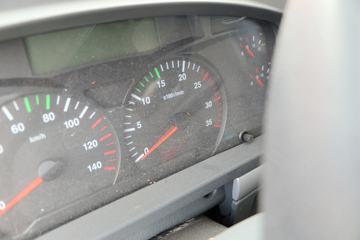 �������� ����M5�ؿ� 270���� 6X2 9.6����ʽ��ݳ�(LZ5250XXYM5CB)ͼƬ