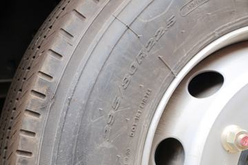 �������� ����M5�ؿ� 270���� 6X2 9.6����ʽ��ݳ�(LZ5250XXYM5CB)ͼƬ