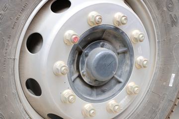 �������� ����M5�ؿ� 270���� 6X2 9.6����ʽ��ݳ�(LZ5250XXYM5CB)ͼƬ