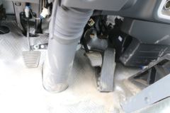 江淮 康铃33窄体 95马力 4.15米单排厢式轻卡(HFC5041XXYP93K7C2V)