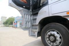 福田 欧曼EST-A 6系重卡 顶配版 490马力 6X2R AMT自动挡牵引车(BJ4259SNFKB-AG)