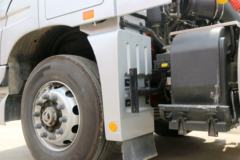 福田 欧曼EST-A 6系重卡 顶配版 490马力 6X2R AMT自动挡牵引车(BJ4259SNFKB-AG)