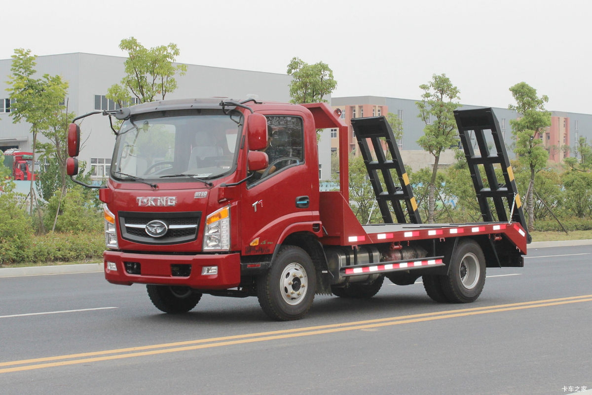唐骏欧铃 T7系列 129马力 4X2 平板运输车