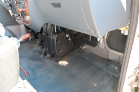 俊风&nbsp;自卸车驾驶室                                               图片