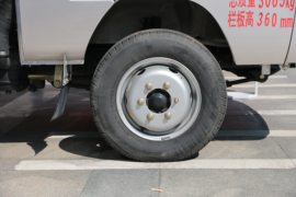 俊风&nbsp;自卸车底盘                                                图片