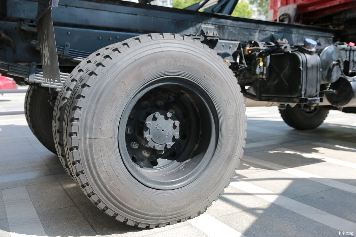 ���� ����T20 150���� 4X2 3.7����ж��(��160���̶�)(EQ3041L8GDAAC)����                                                