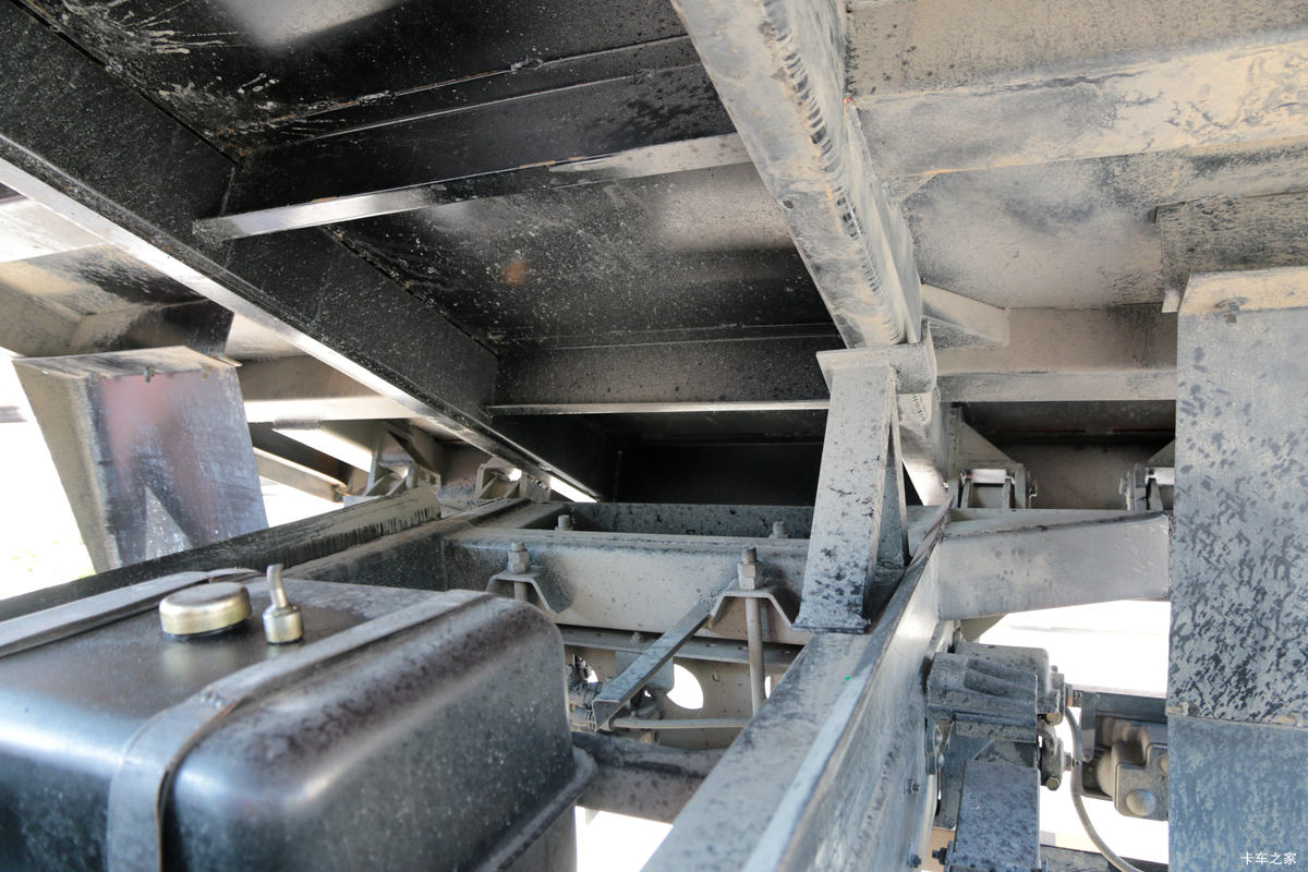 ���� ����T20 150���� 4X2 3.7����ж��(��160���̶�)(EQ3041L8GDAAC)����                                                