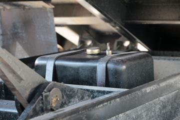 ���� ����T20 150���� 4X2 3.7����ж��(��160���̶�)(EQ3041L8GDAAC)ͼƬ