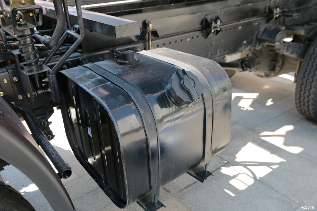 ���� ����T20 150���� 4X2 3.7����ж��(��160���̶�)(EQ3041L8GDAAC)����                                                