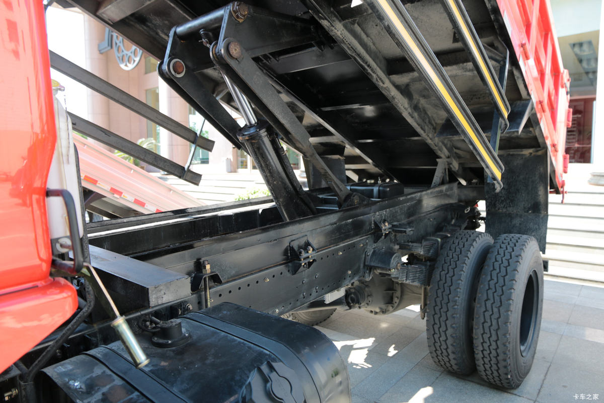 ���� ����T20 150���� 4X2 3.7����ж��(��160���̶�)(EQ3041L8GDAAC)����                                                