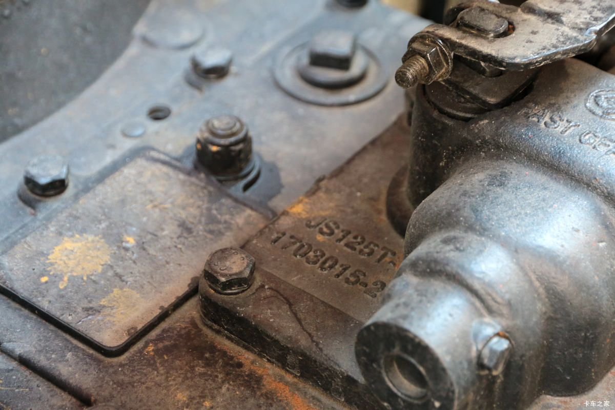 ���� ����T20 150���� 4X2 3.7����ж��(��160���̶�)(EQ3041L8GDAAC)����                                                